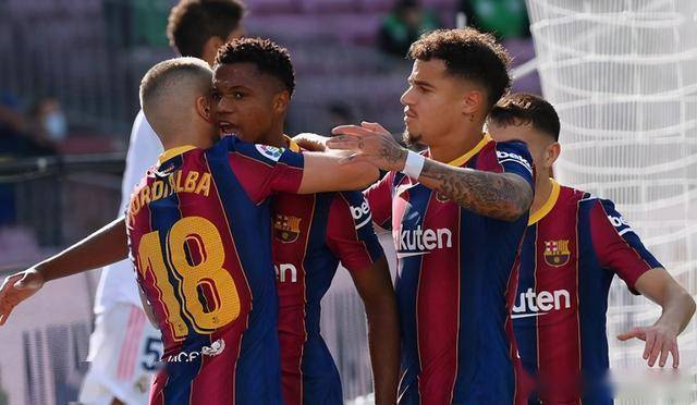  曼城德比战平，哈兰德失点引争议  