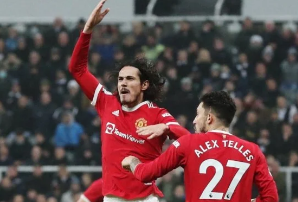  朗斯门将神扑零封强敌 获评本轮最佳球员  